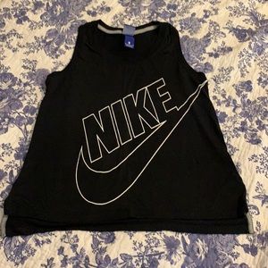Nike Tank 🖤